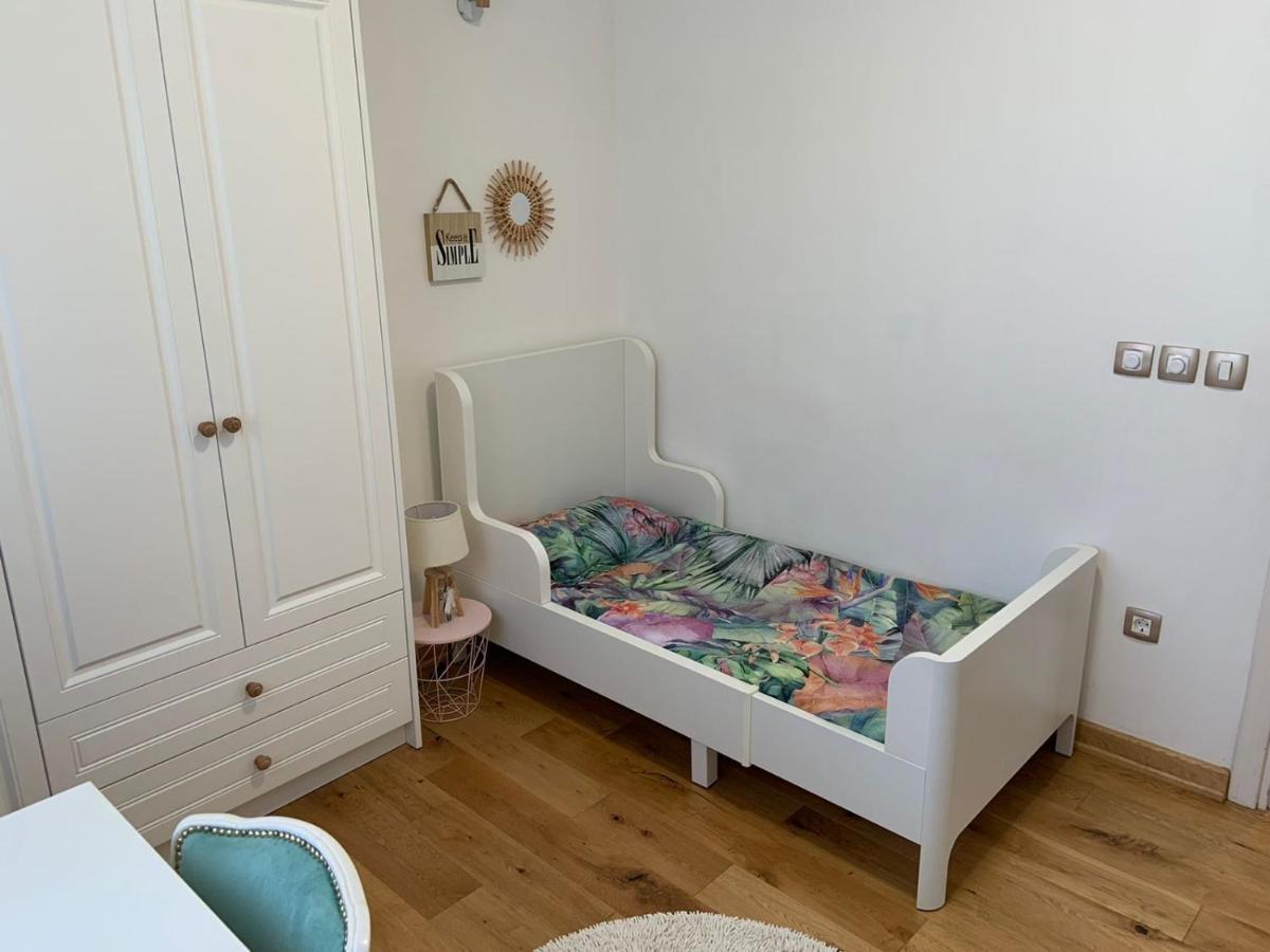 בודווה Alex Apartments מראה חיצוני תמונה