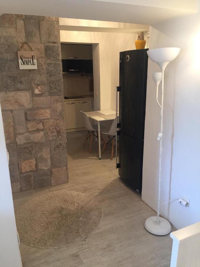 בודווה Alex Apartments מראה חיצוני תמונה