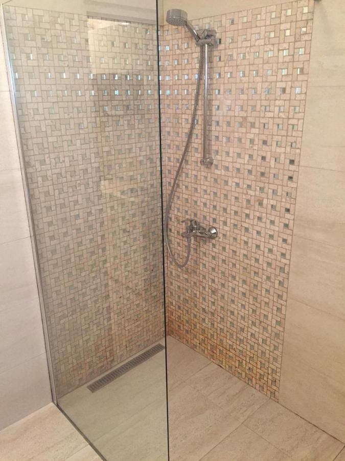 בודווה Alex Apartments מראה חיצוני תמונה