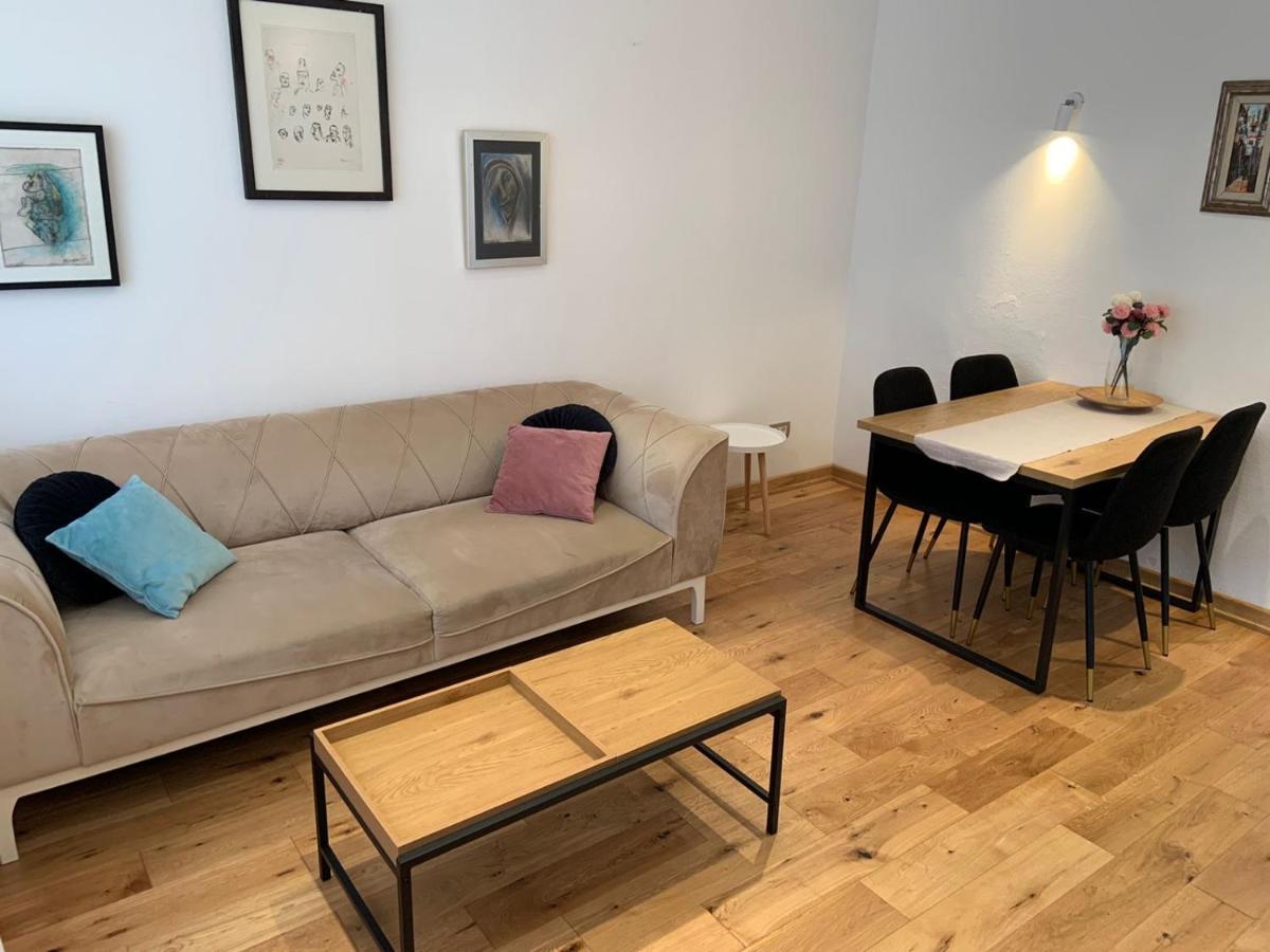 בודווה Alex Apartments מראה חיצוני תמונה